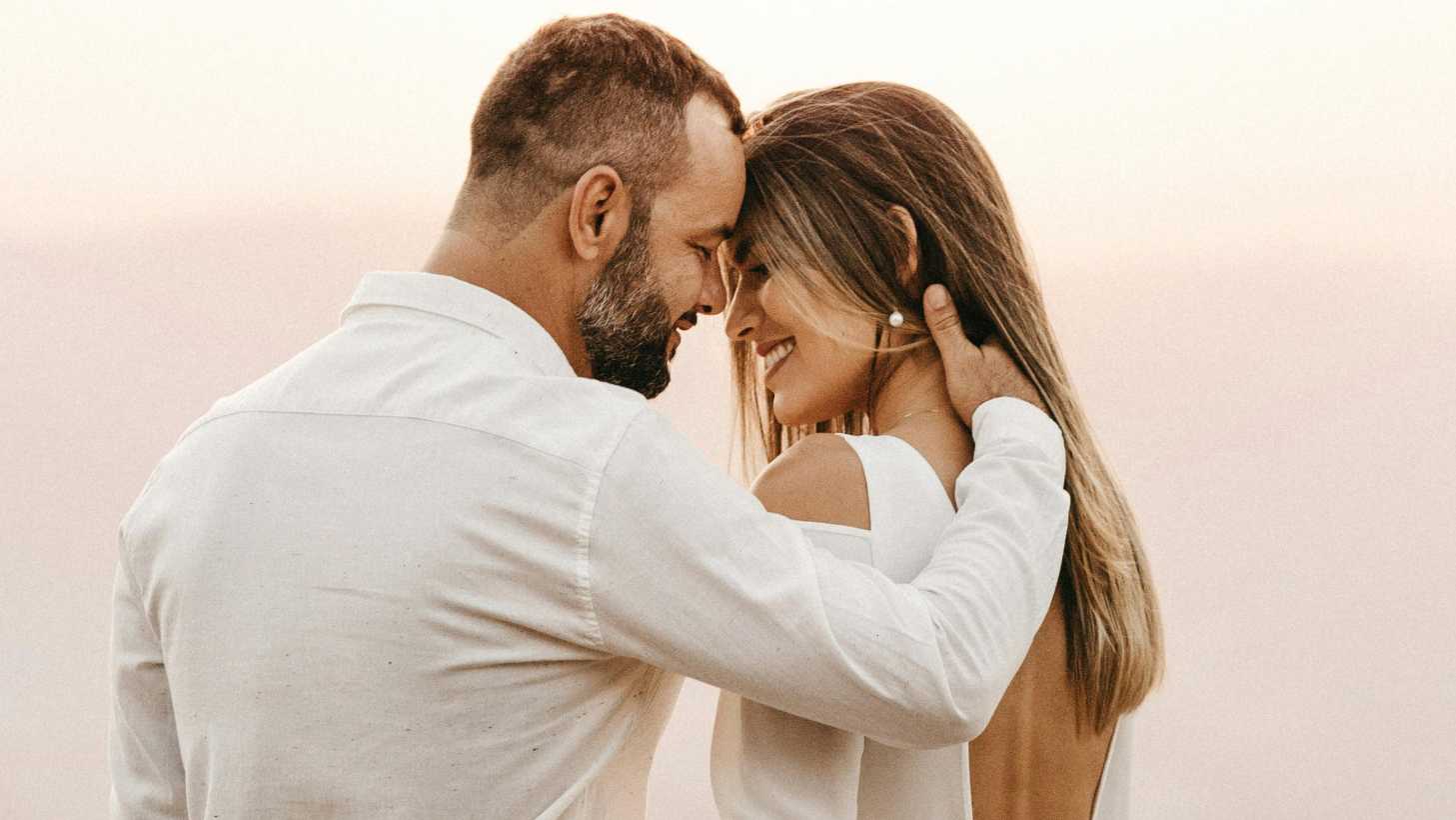 Os sites de encontros promovem relações superficiais?