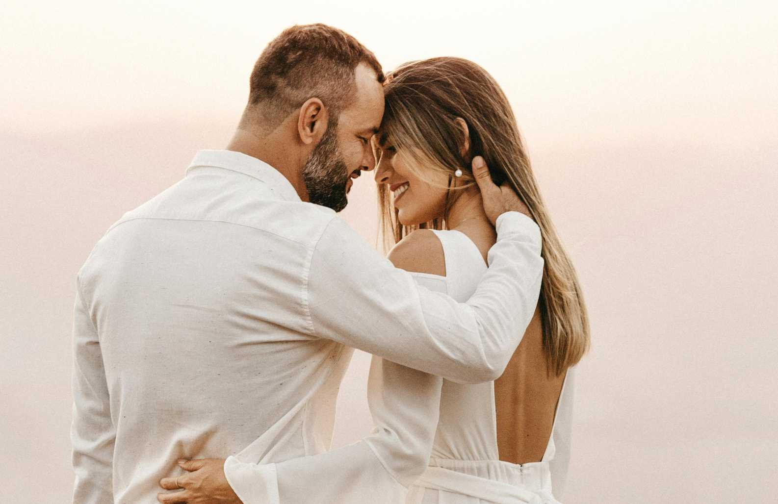 Os sites de encontros promovem relações superficiais?